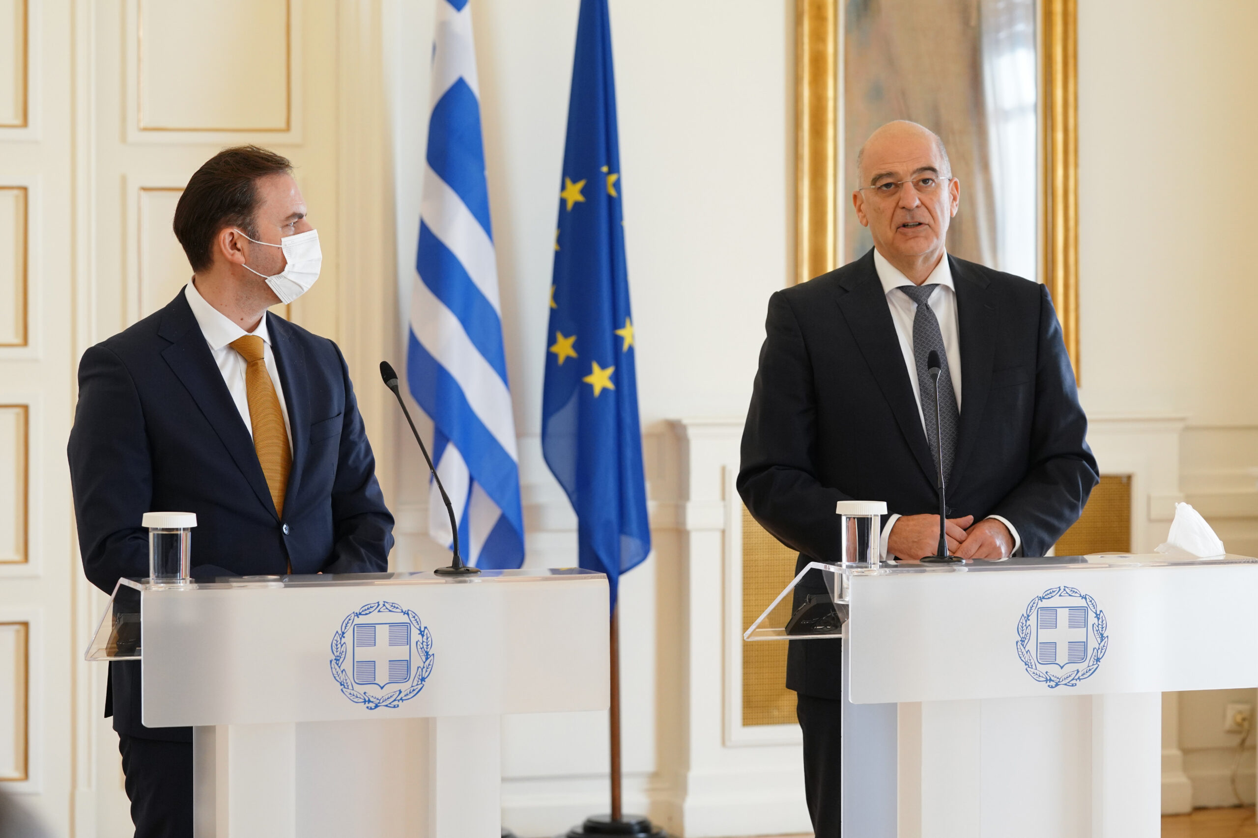 Συνάντηση Υπουργού Εξωτερικών, Νίκου Δένδια, με τον Υπουργό Εξωτερικών της Βόρειας Μακεδονίας, Bujar Osmani (Αθήνα, 14.1.2021)