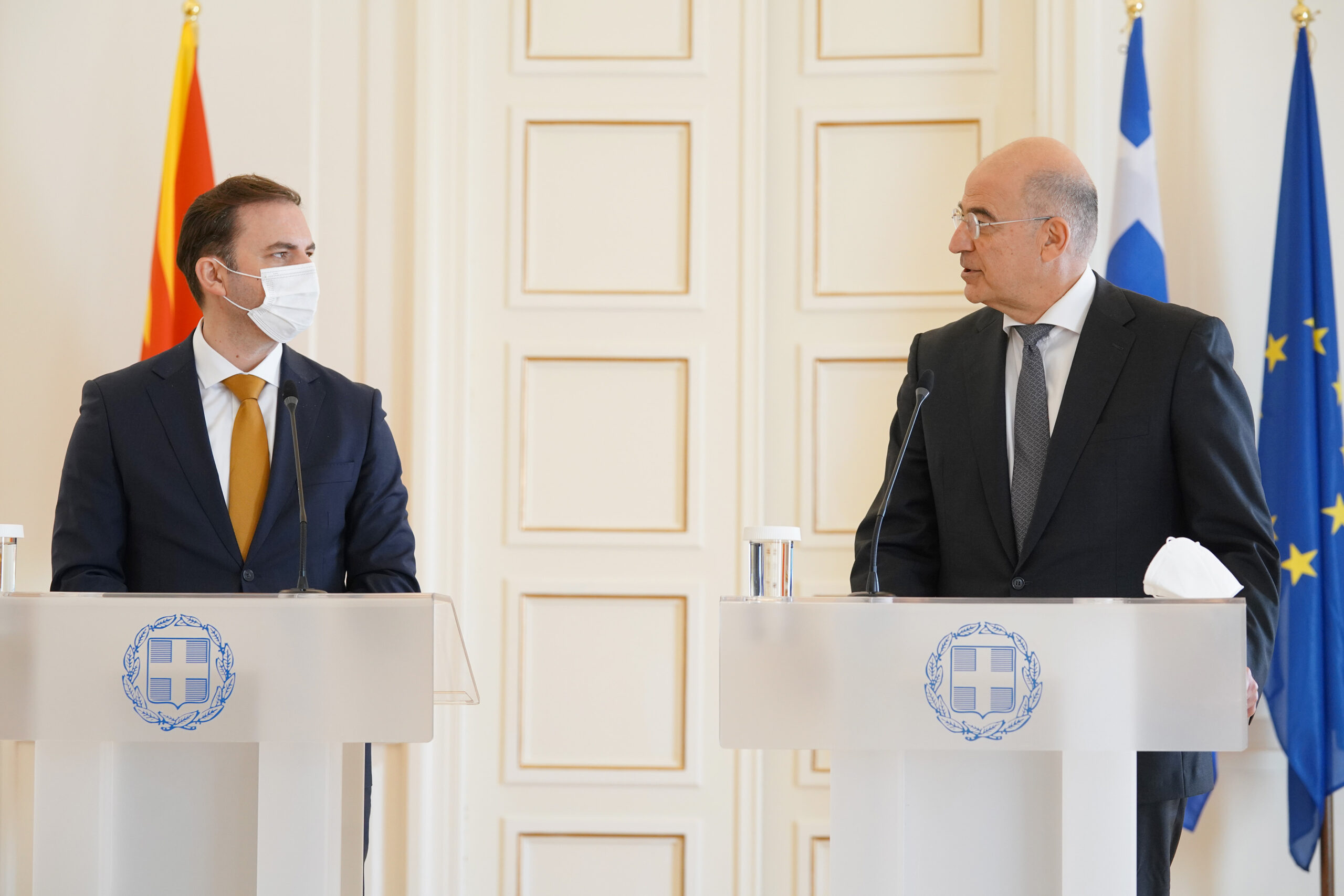 Συνάντηση Υπουργού Εξωτερικών, Νίκου Δένδια, με τον Υπουργό Εξωτερικών της Βόρειας Μακεδονίας, Bujar Osmani (Αθήνα, 14.1.2021)