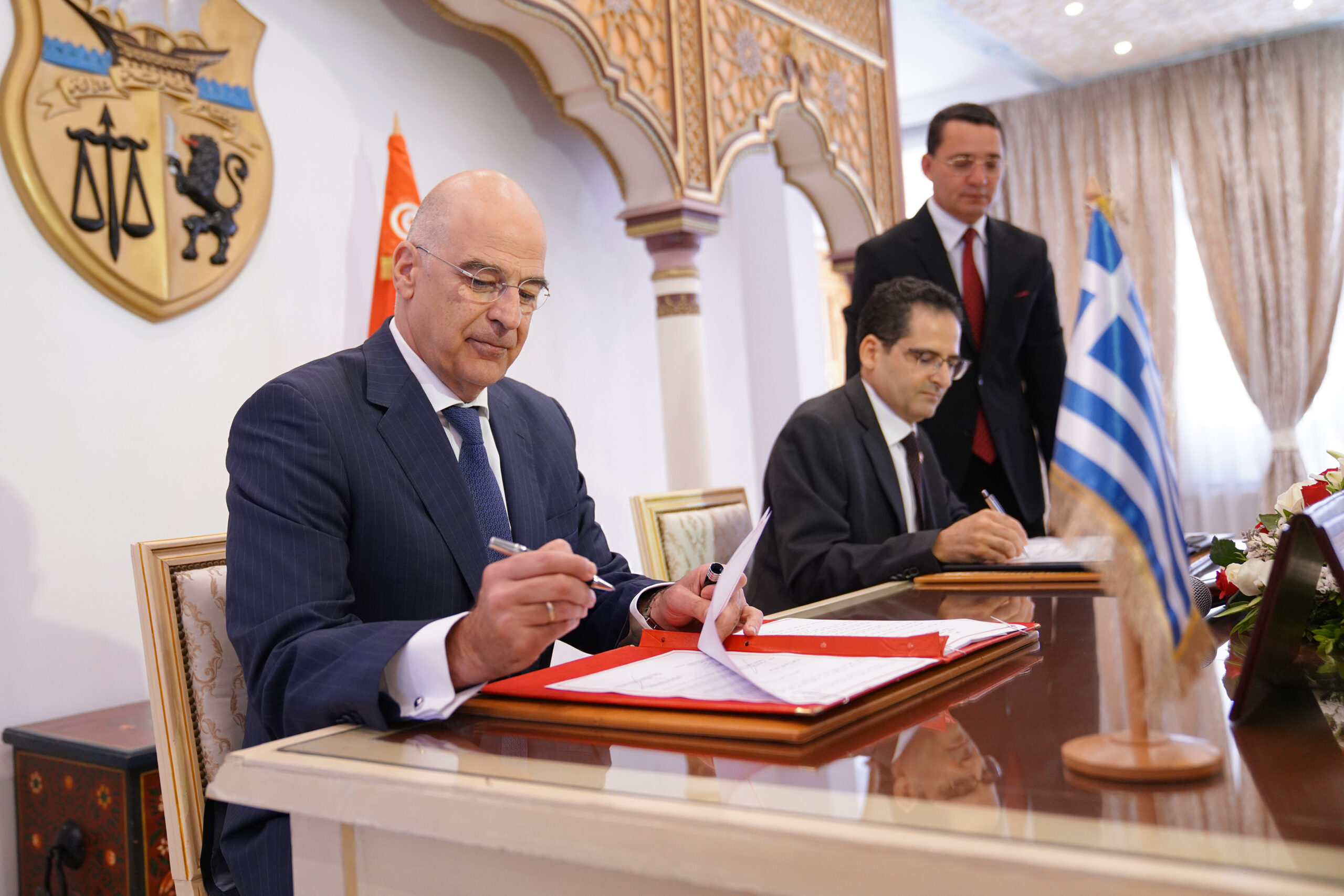 Επίσκεψη Υπουργού Εξωτερικών, Νίκου Δένδια, στην Τυνησία. Συμφωνία Θαλασσίων Μεταφορών μεταξύ των δύο χωρών με τον ομόλογό του, Noureddine Erray. (Τύνιδα, 29.06.2020)