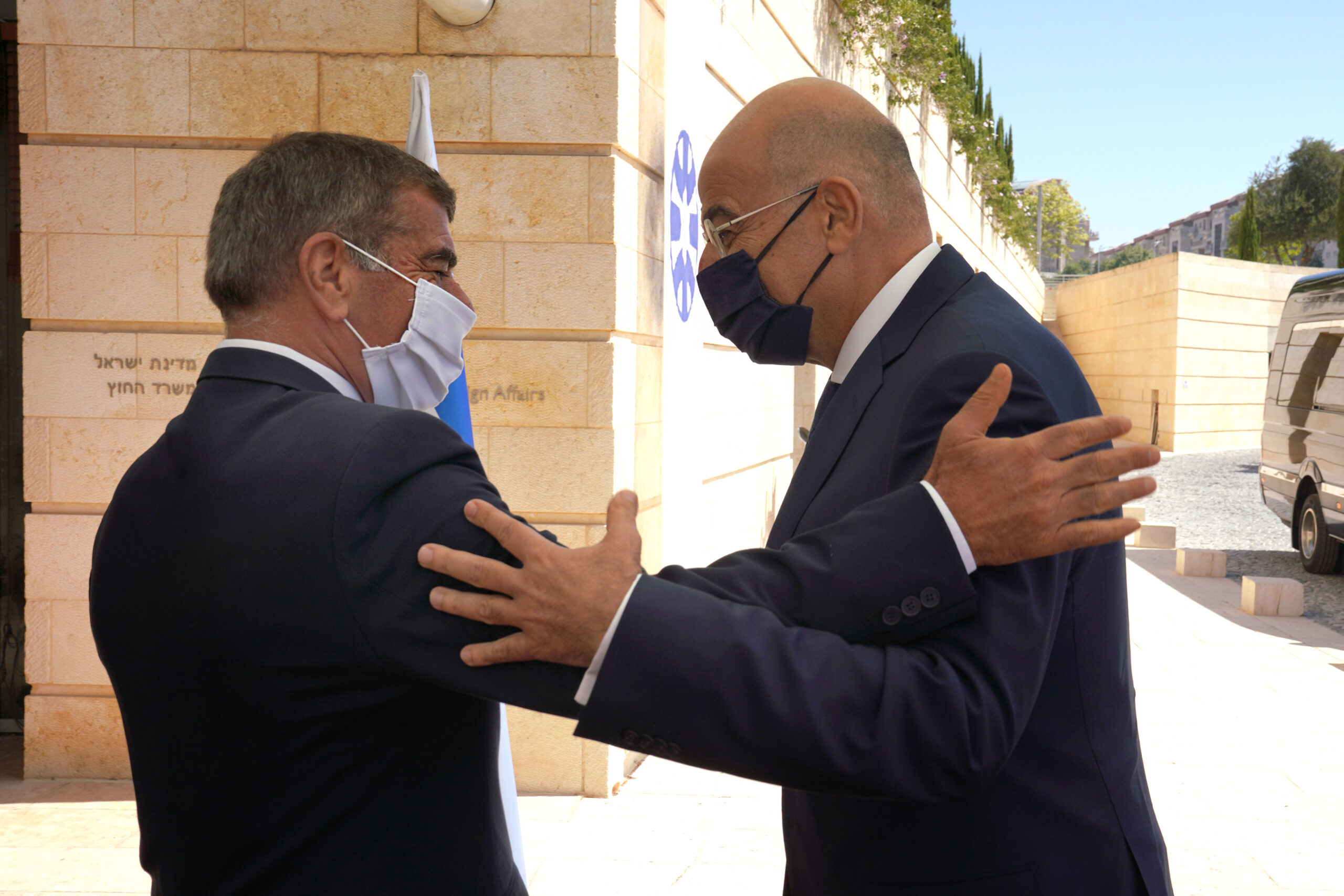 Επίσκεψη του Υπουργού Εξωτερικών, Νίκου Δένδια, στο Ισραήλ. Πρώτη συνάντηση με τον Υπουργό Εξωτερικών, Gabi Ashkenazi, (Ιερουσαλήμ,13.08.2020)