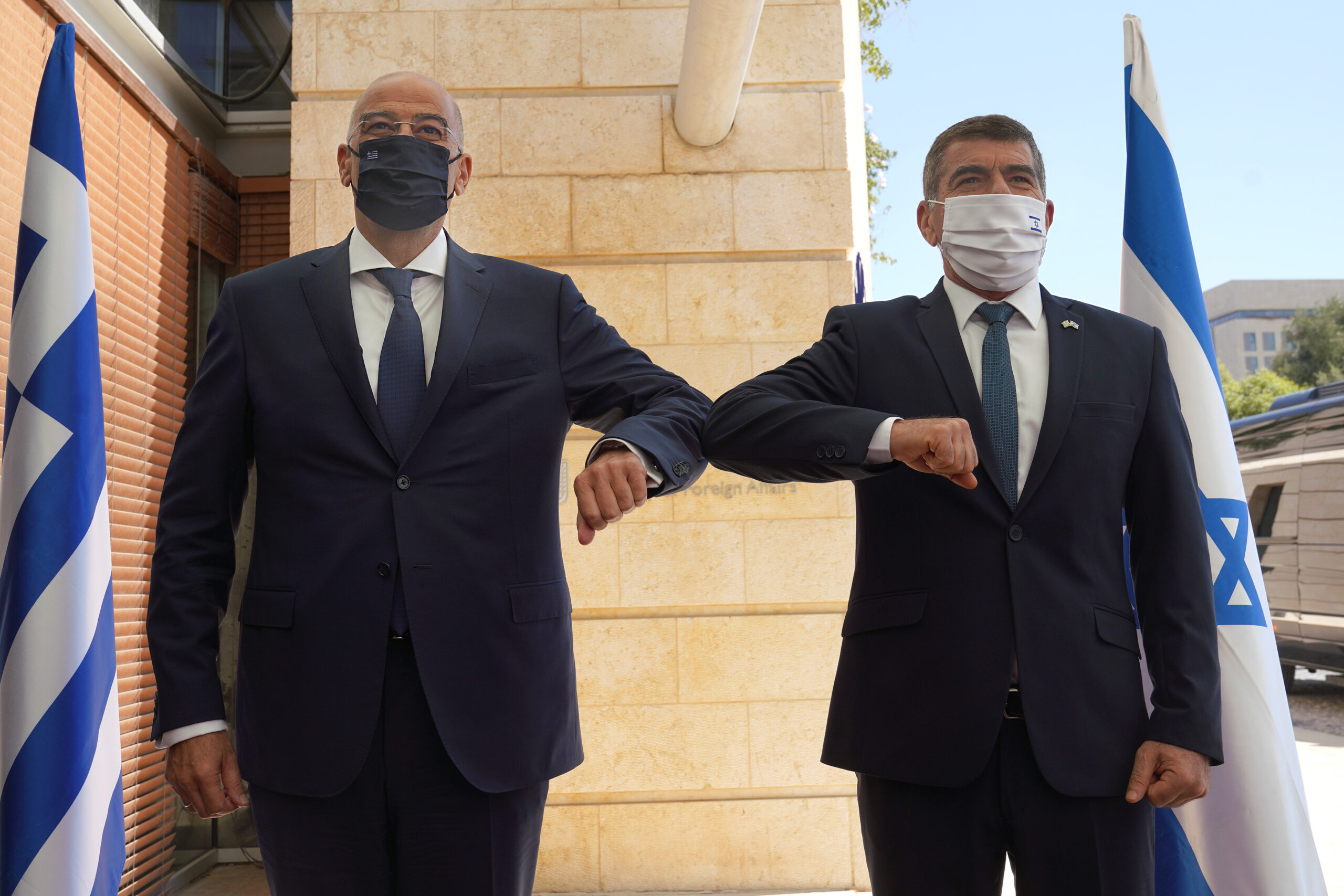 Επίσκεψη του Υπουργού Εξωτερικών, Νίκου Δένδια, στο Ισραήλ. Πρώτη συνάντηση με τον Υπουργό Εξωτερικών, Gabi Ashkenazi, (Ιερουσαλήμ,13.08.2020)