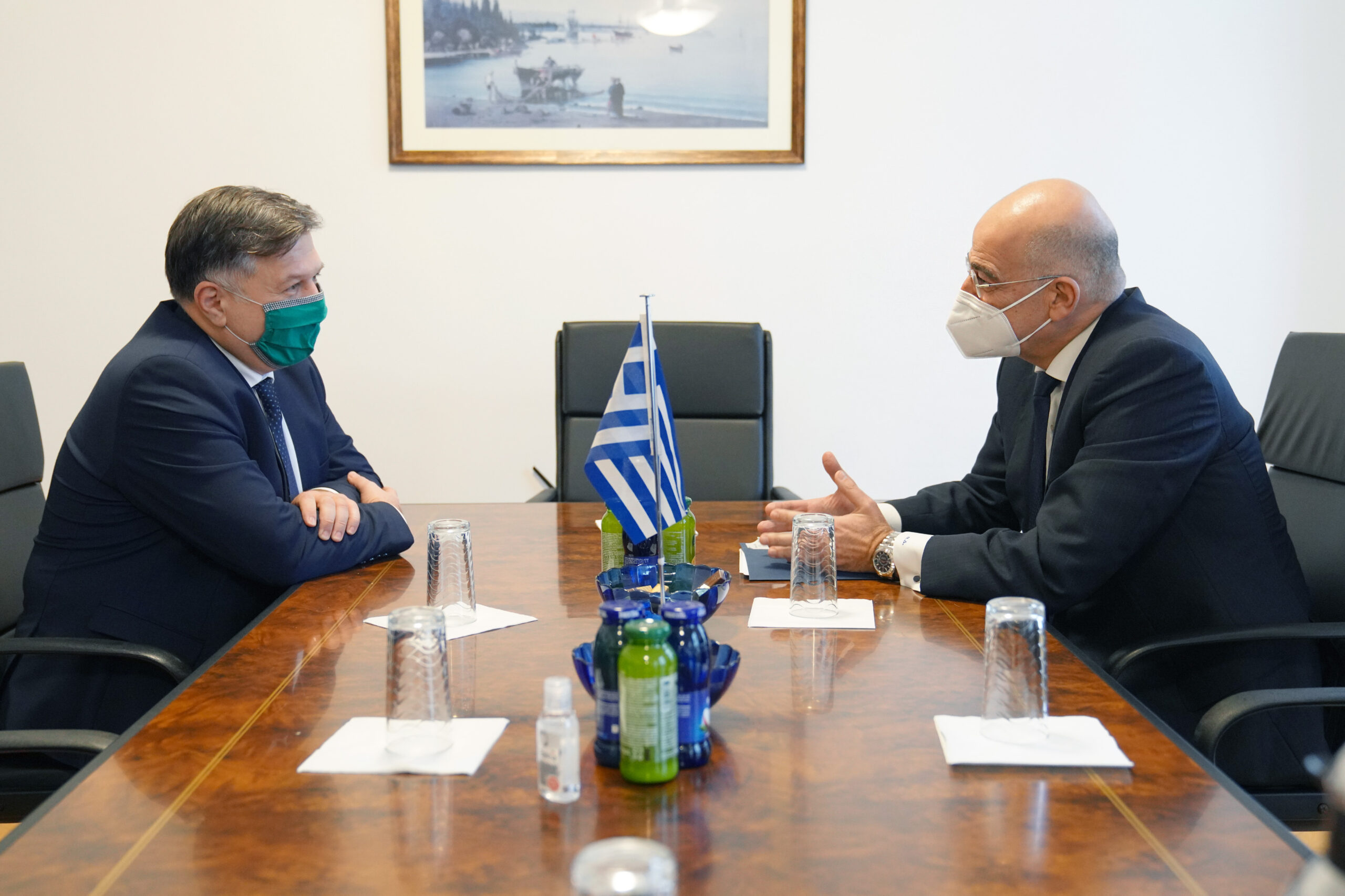 Επίσκεψη Υπουργού Εξωτερικών, Νίκου Δένδια, στη Βοσνία και Ερζεγοβίνη. Συναντήθηκε στο Σεράγεβο με Με τον Υφυπουργό Εξωτερικών κ. Josip Brkić, ( Σαράγεβο, 29.01.2021)