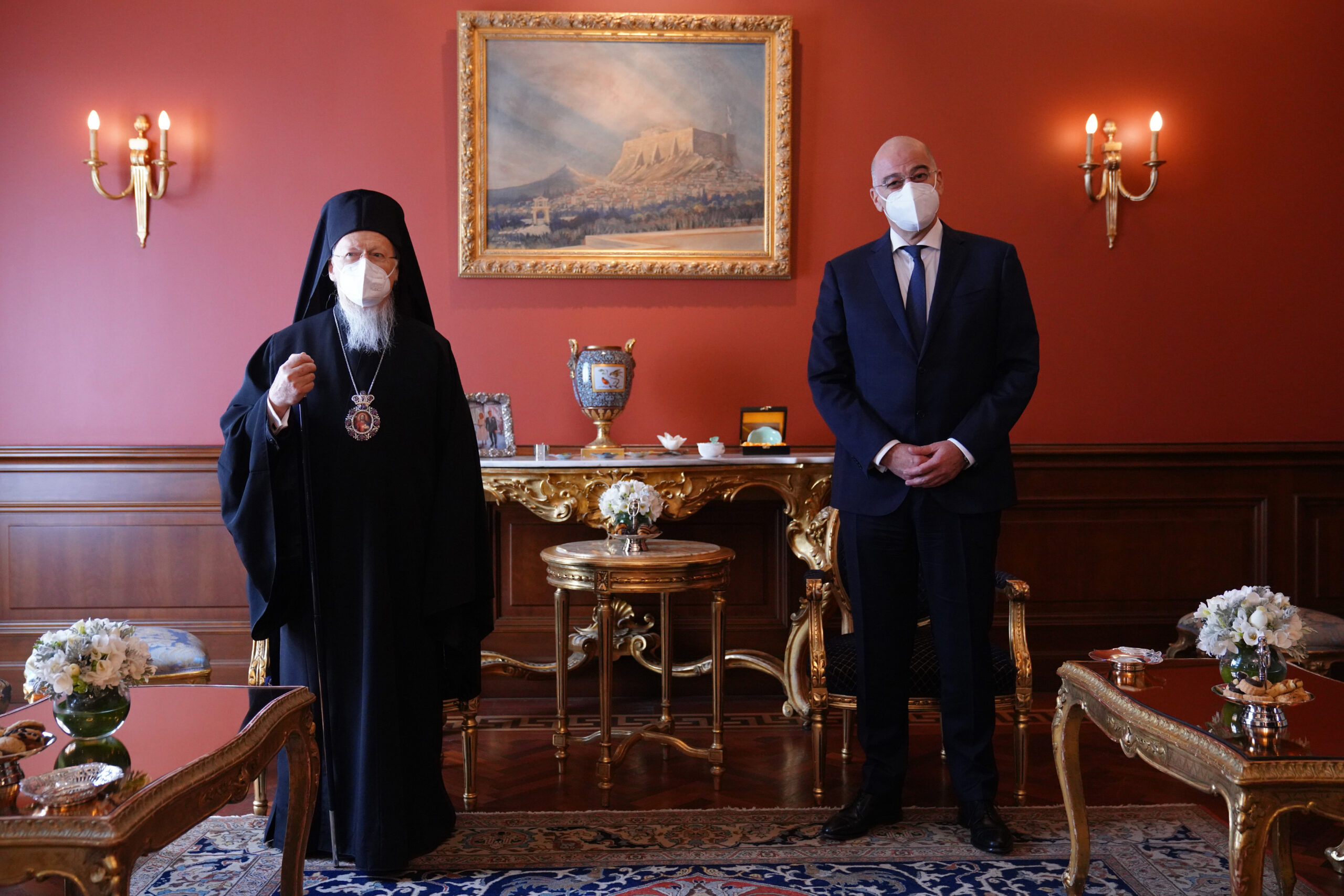 Μετάβαση του Υπουργού Εξωτερικών Νίκου Δένδια στην Κωνσταντινούπολη.Ο Υπουργός Εξωτερικών Νίκος Δένδιας έγινε δεκτός από τον Οικουμενικό Πατριάρχη Παναγιώτατο Βαρθολομαίο,  (Κωνσταντινούπολη,  14.04.2021).