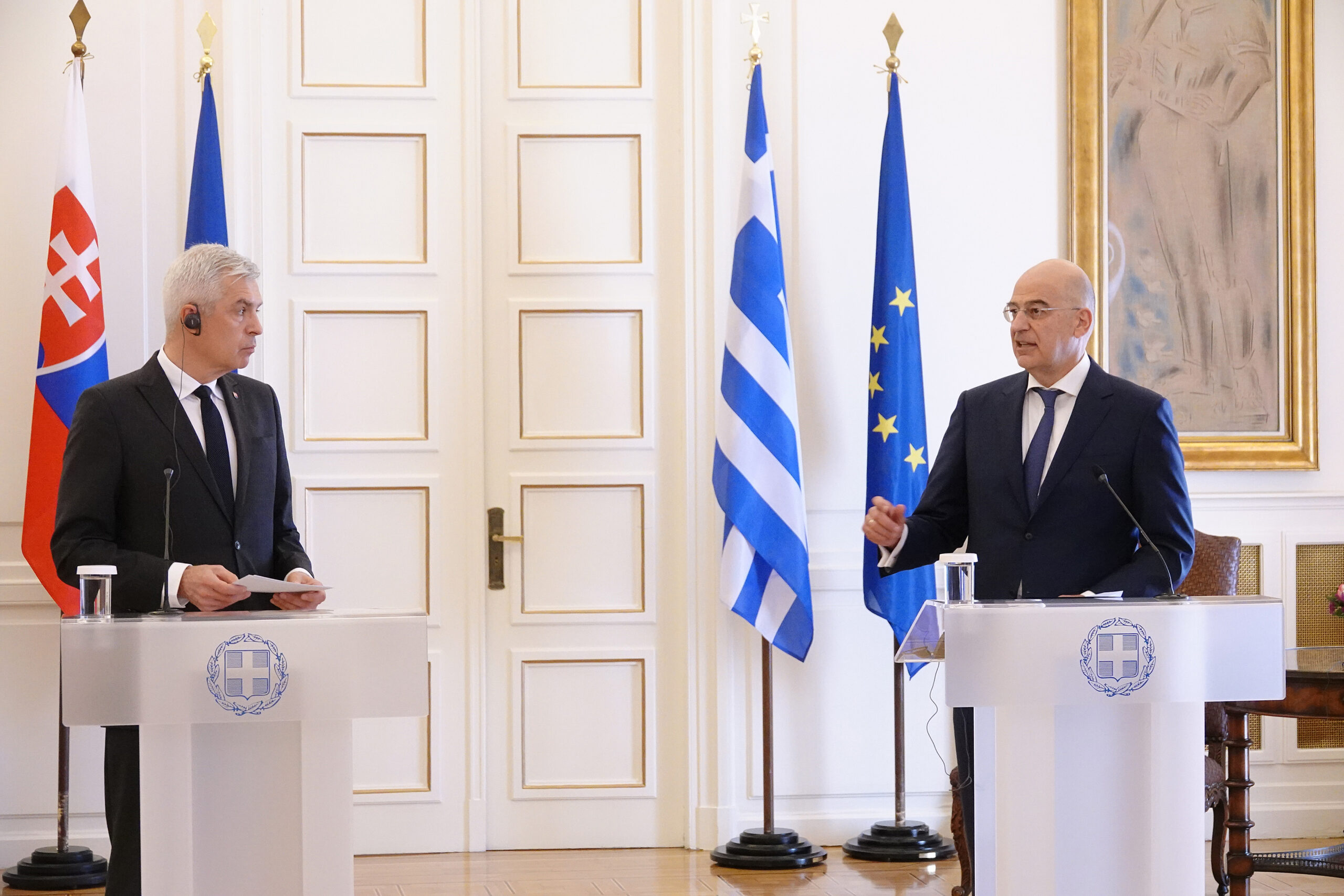 Συνάντηση Υπουργού Εξωτερικών, Νίκου Δένδια, με τον Υπουργό Εξωτερικών της Σλοβακίας, Ivan Korčok (Αθήνα, 21.04.2021)